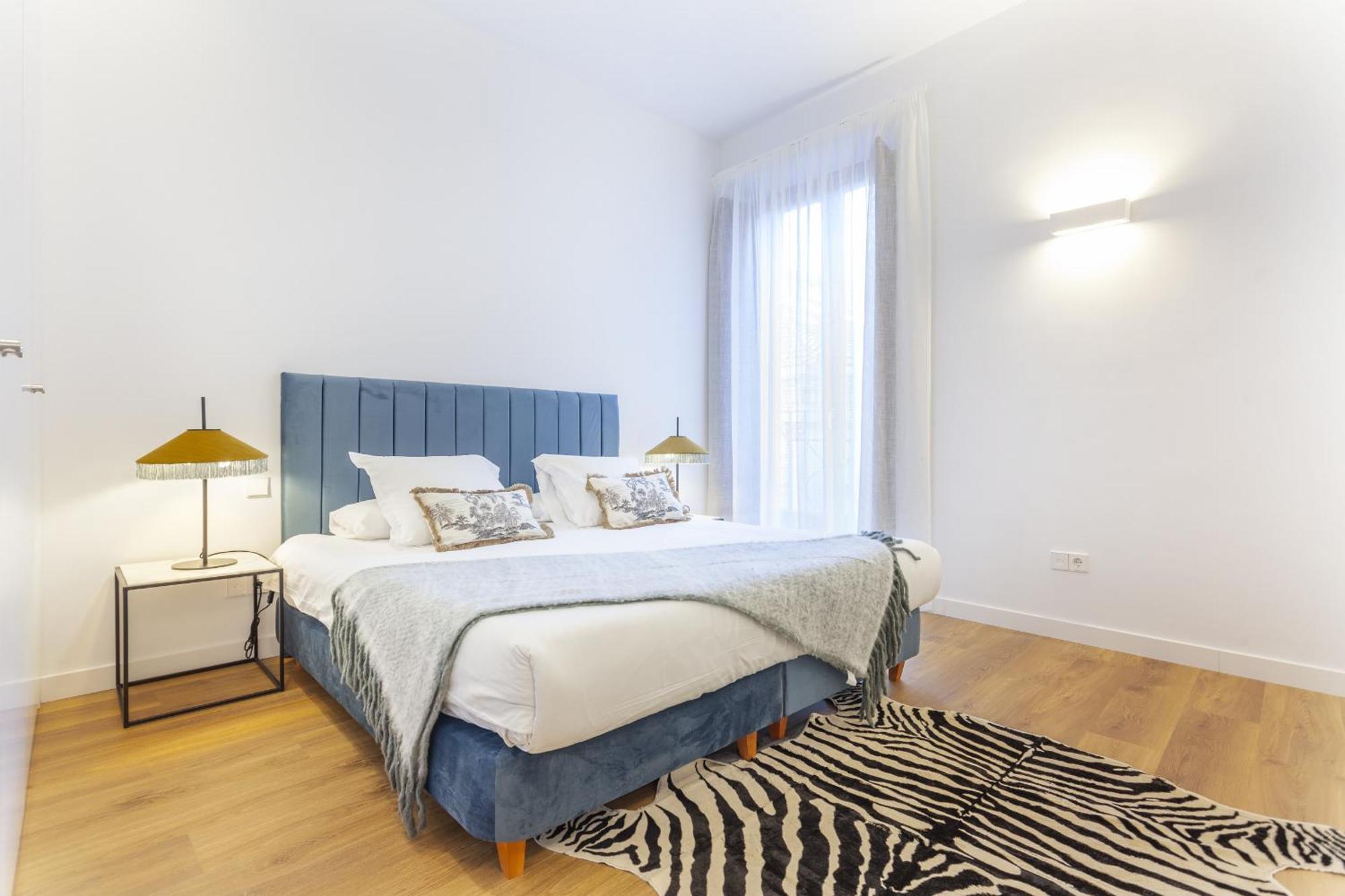 Apartamento Cibeles Luxe In Madrid Exterior foto